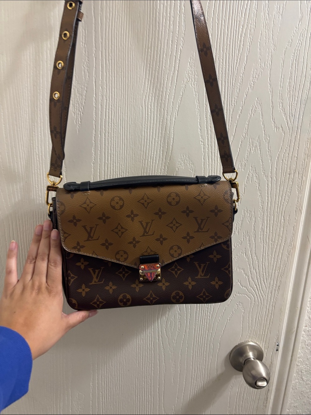 Louis Vuitton Brown Two-Tone Monogram Crossbody Bag - Picture 10 of 10